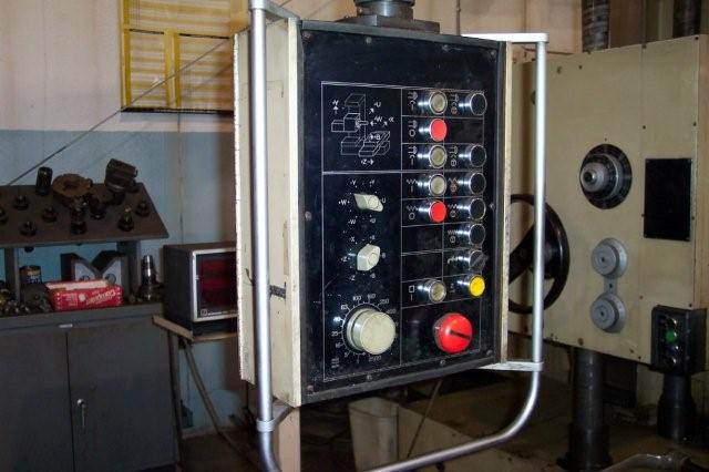 3 , UNION BFT90/3-1, 1985,49 x 55 TABLE,1600 RPM,CAT-50