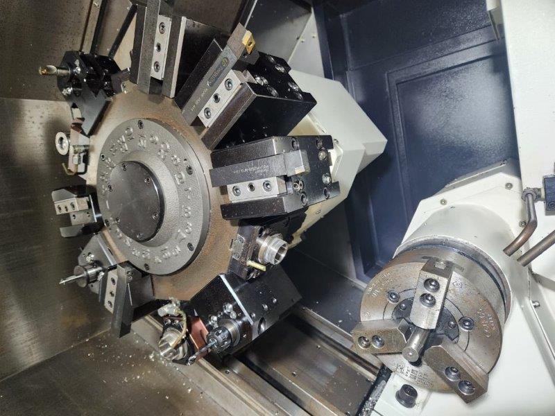 HWACHEON HI-TECH 230AL-YSMC,27.17 SWING,22.99 CC,Y-AX,SUB,8 CHUCK,FANUC,2018