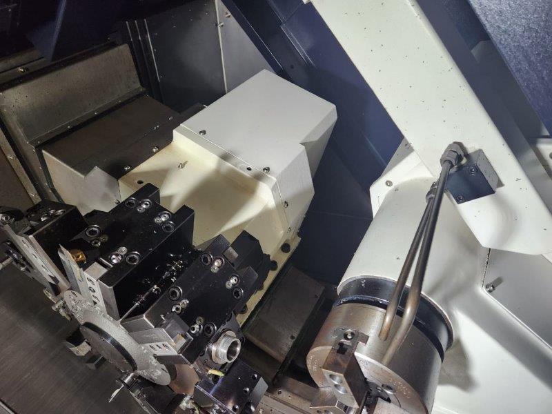 HWACHEON HI-TECH 230AL-YSMC,27.17 SWING,22.99 CC,Y-AX,SUB,8 CHUCK,FANUC,2018