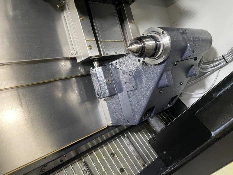 DOOSAN PUMA DNT 2100M,8 CHUCK,LIVE MILLING,C-AXIS,PARTS-CATCHER,FANUC-I-PLUS,