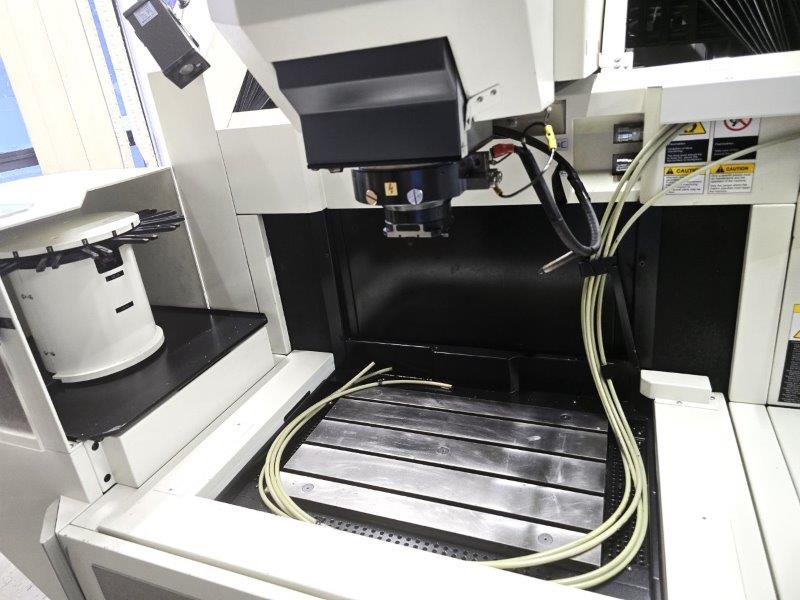 MAKINO EDAF2.13.78 X,9.8 Y,9.8 Z,C-AXIS,MR-HEAD,16-ATC,NEW-2019