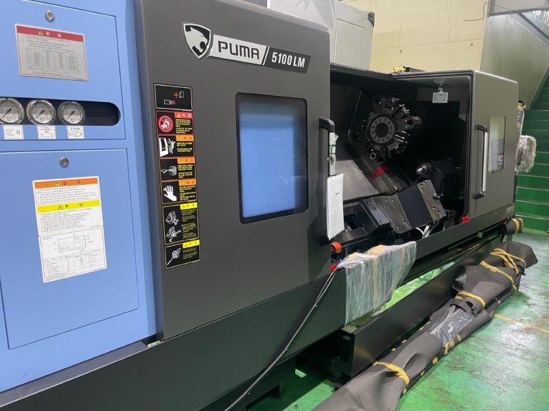 DOOSAN PUMA 5100LMB,24 CHK,34.6 SWING,80.7 CC,6.5 BAR,LIVE MILL,FANUC-I-PLUS