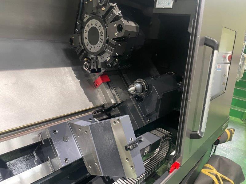 DOOSAN PUMA 5100LMB,24 CHK,34.6 SWING,80.7 CC,6.5 BAR,LIVE MILL,FANUC-I-PLUS