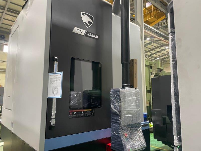 DOOSAN PV9300M,32 CHUCK,LIVE-MILLING,C-AXIS,39.4 SWING,31.5 T-H,FANUC-I-PLUS