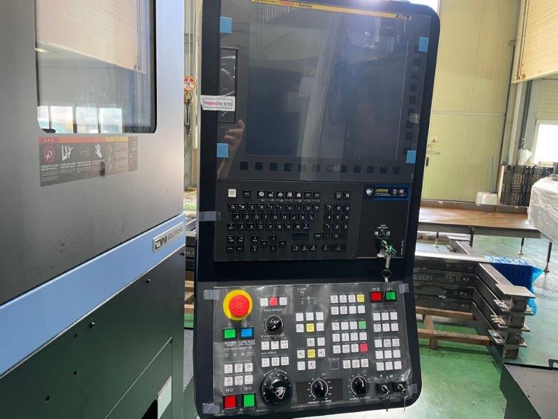 DOOSAN PV9300M,32 CHUCK,LIVE-MILLING,C-AXIS,39.4 SWING,31.5 T-H,FANUC-I-PLUS