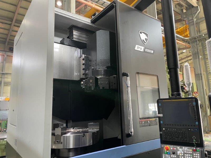 DOOSAN PV9300M,32 CHUCK,LIVE-MILLING,C-AXIS,39.4 SWING,31.5 T-H,FANUC-I-PLUS