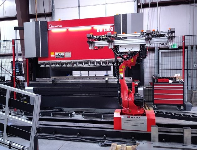 AMADA HG1303-RM,143 TON X 106 HIGH-PRECISION ROBOTIC BENDING SYSTEM,NEW-2022