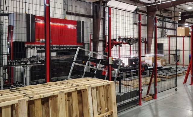 AMADA HG1303-RM,143 TON X 106 HIGH-PRECISION ROBOTIC BENDING SYSTEM,NEW-2022