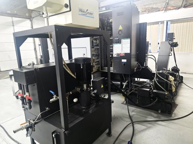 OKK VM53R,41.3 X,20.8 Y,20.1 X,25-HP,CAT-40,8000-RPM,30-ATC,FANUC-31IB,NEW-2018