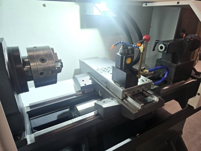 HAAS TL1 TOOLROOM LATHE,20 SWING,30 Z,8 X,8 CHUCK,10-HP,NEW-2021, LIKE-NEW