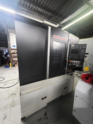 MORI SEIKI DURAVERTICAL 5060,23.6 X,20.9 Y,20.1 Z,10,000-RPM,FULL-4TH,2007