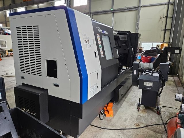 HYUNDAI WIA L400LC,28.5 SWING,83.5 CC,4.6 ,15 CHUCK,SS,2000-RPM,NEW-2023