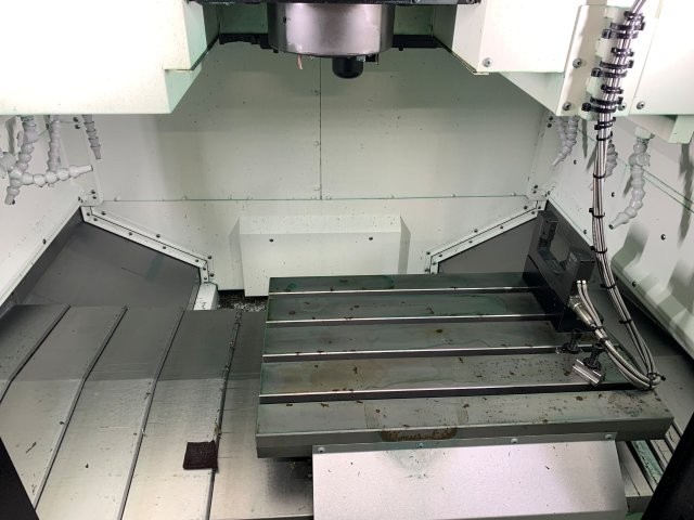 DMG MORI NVD4000DCG,23.6 X,17.7 Y,15.7 Z,20,000-RPM,CAT-40,20-ATC,NEW-2019