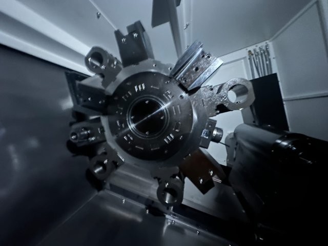 HYUNDAI WIA L500LMB,24 CHUCK,10.8 -BORE,40.6 SWING,82.7 CC,FANUC-I,NEW-2024