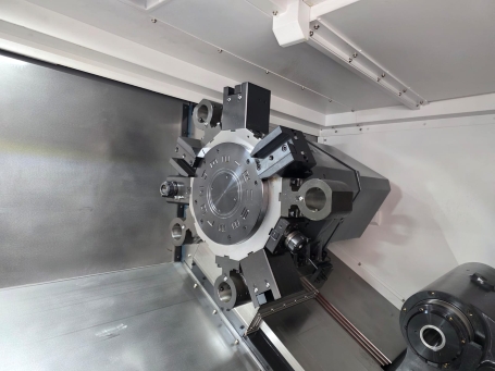 HYUNDAI WIA L500LMB,24 CHUCK,10.8 -BORE,40.6 SWING,82.7 CC,FANUC-I,NEW-2024