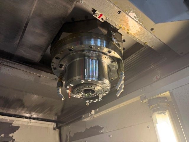 DMG MORI NMV5000DCG-T,MILL-TURN-5-AXIS,28.7 X,20 Y,20 Z,HSK-63A,12K,NEW-2015