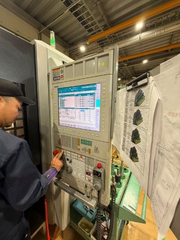 DMG MORI NMV5000DCG-T,MILL-TURN-5-AXIS,28.7 X,20 Y,20 Z,HSK-63A,12K,NEW-2015