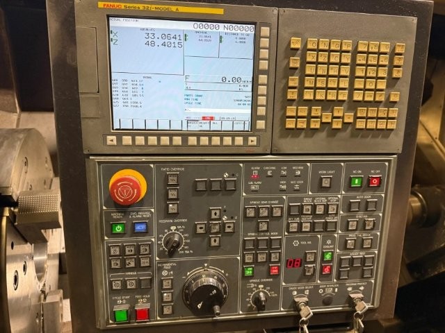 DOOSAN PUMA 700,32 CHUCk,40.6 ,63 cc,60HP,12-STN,7.1 BORE,1500-RPM,FANUC-2012