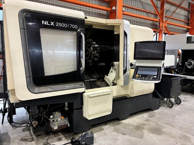 DMG MORI NLX2500Y/700,10 CHUCK,LIVE-MILLING,C-AXIS,PARTS-CATCHER,CELOS,NEW-2016